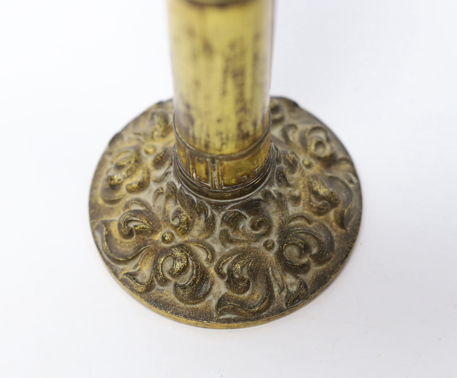 A Winfield 'candlestick' postal scale, 16.5cm